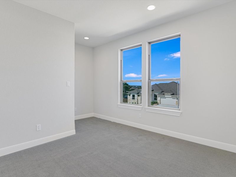 Representative unfurnished interior of a home built from the Topaz II by Giddens Homes in Riverstone, Georgetown (Image 89).