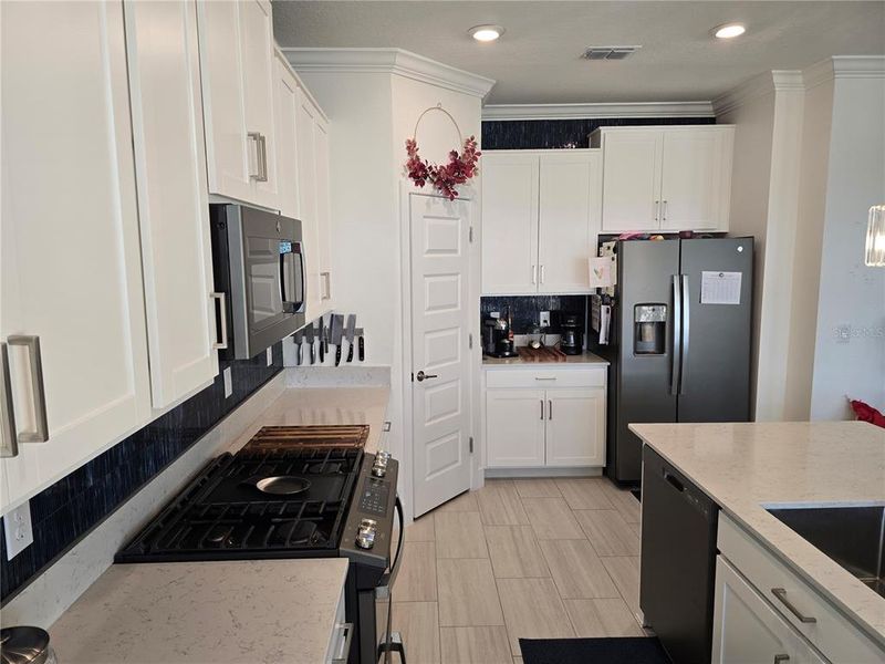 Furnished interior view inside a new home in Bryant Square: The Manors, New Port Richey (Image 18).