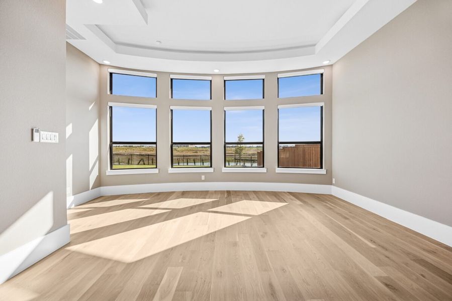 Representative unfurnished interior of a home built from the Legend by Landon Homes in Fields - Brookside North, Frisco (Image 17). Representative unfurnished interior of a home built from the Legend by Landon Homes in Fields - Brookside North, Frisco (Image 17).