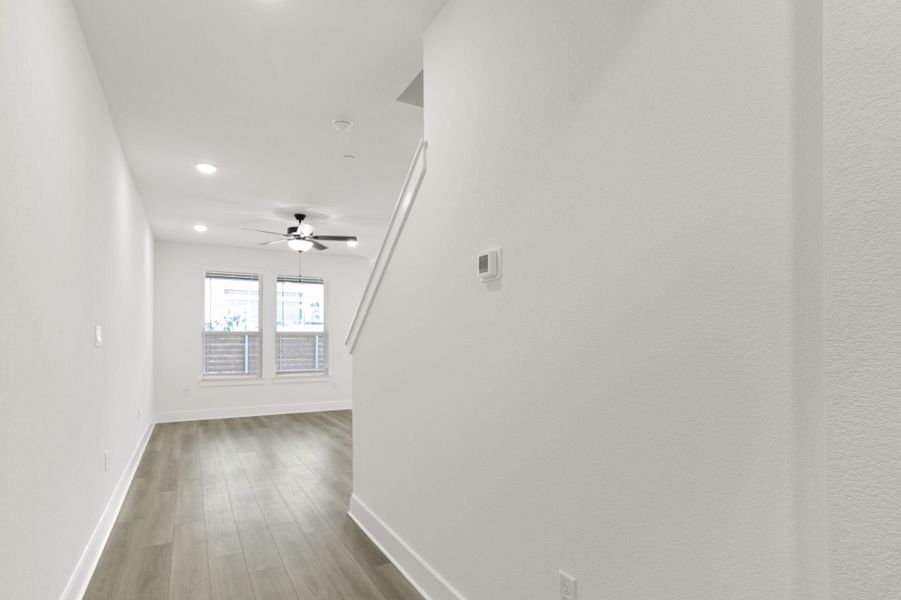 Spacious, unfurnished interior of a new home in Center 45, Round Rock (Image 14).