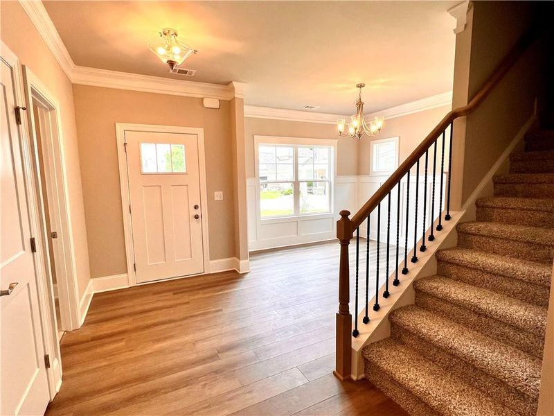 Spacious, unfurnished interior of a new home in , Jefferson (Image 37).