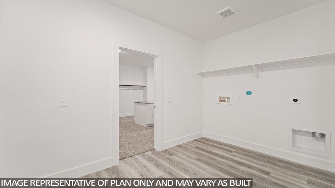 Representative unfurnished interior of a home built from the E60F by D.R. Horton in Riverside Estates, Mont Belvieu (Image 18).