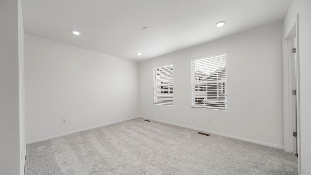 Spacious, unfurnished interior of a new home in Thompson River Ranch, Johnstown (Image 19). Spacious, unfurnished interior of a new home in Thompson River Ranch, Johnstown (Image 19).