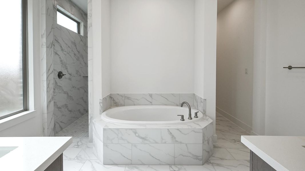 Furnished interior view inside a new home in 6 Creeks 60', Kyle (Image 7).