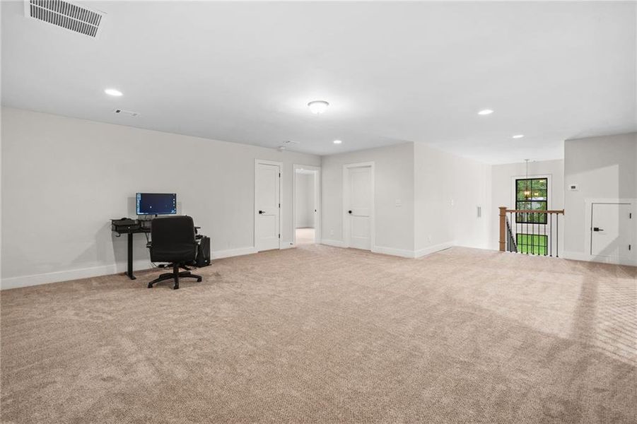 Image 32 of a home in .