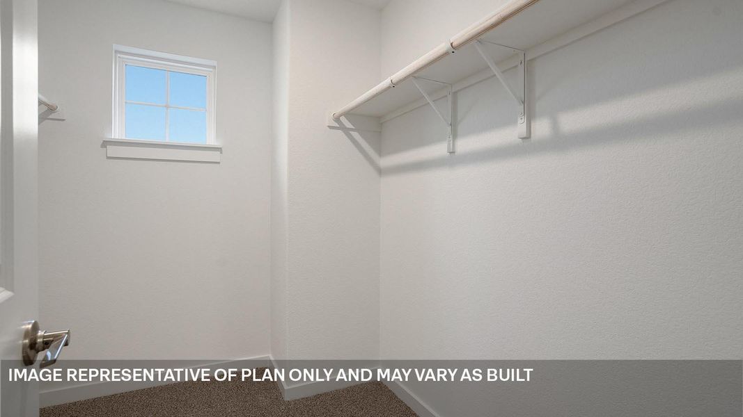 Spacious, unfurnished interior of a new home in Rosenbusch Ranch, Leander (Image 21).