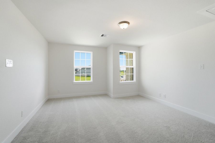 Spacious, unfurnished interior of a new home in Bluestem, Brookshire (Image 54).
