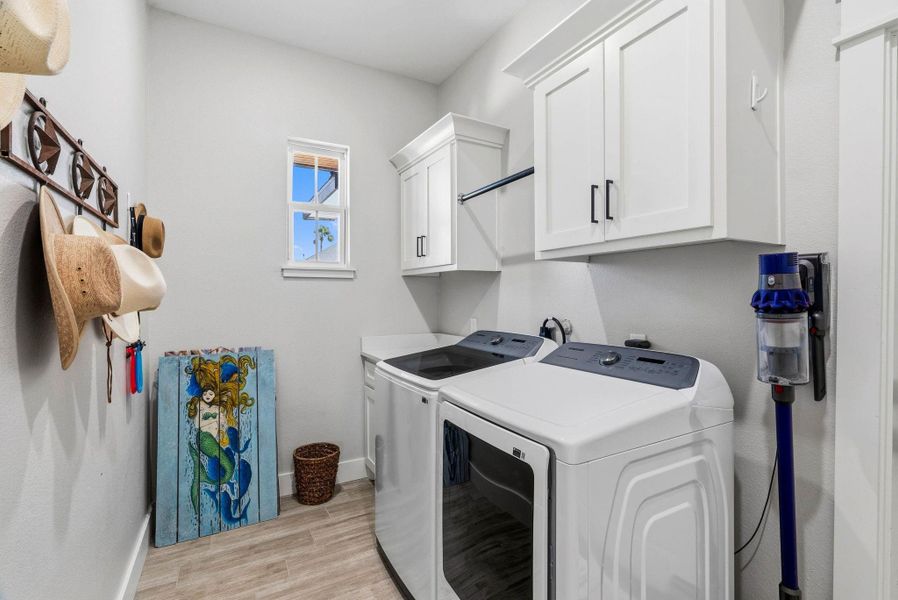 Furnished interior view inside a new home in , Corpus Christi (Image 14).