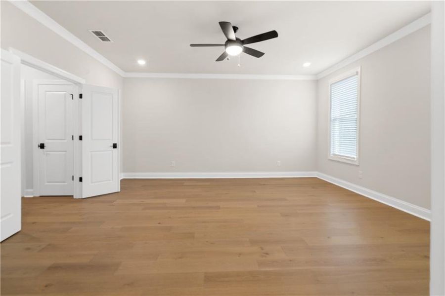 Spacious, unfurnished interior of a new home in Waterside Townhomes, Peachtree Corners (Image 10).