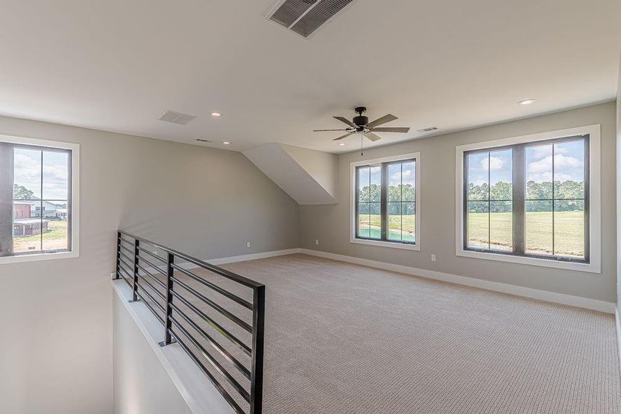 Spacious, unfurnished interior of a new home in , Bremen (Image 21). Spacious, unfurnished interior of a new home in , Bremen (Image 21).