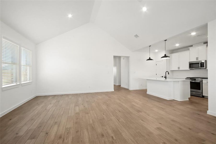 Dining area off the kitchen