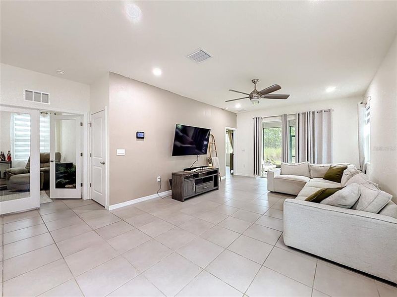 Furnished interior view inside a new home in Ocala Preserve, Ocala (Image 12). Furnished interior view inside a new home in Ocala Preserve, Ocala (Image 12).