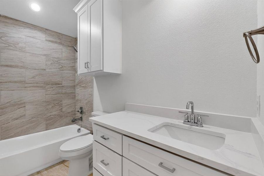 Furnished interior view inside a new home in , Ferris (Image 9).