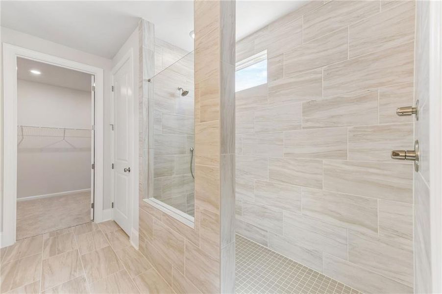 Spacious, unfurnished interior of a new home in Aberdeen, Hoschton (Image 25). Spacious, unfurnished interior of a new home in Aberdeen, Hoschton (Image 25).