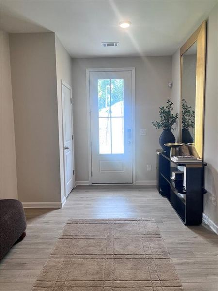Spacious, unfurnished interior of a new home in The Beacon at Old Peachtree Single Family Homes, Lawrenceville (Image 23).