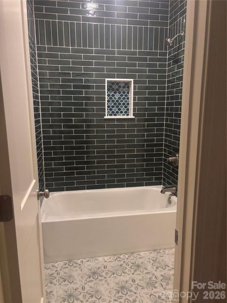 Jack n Jill shower room