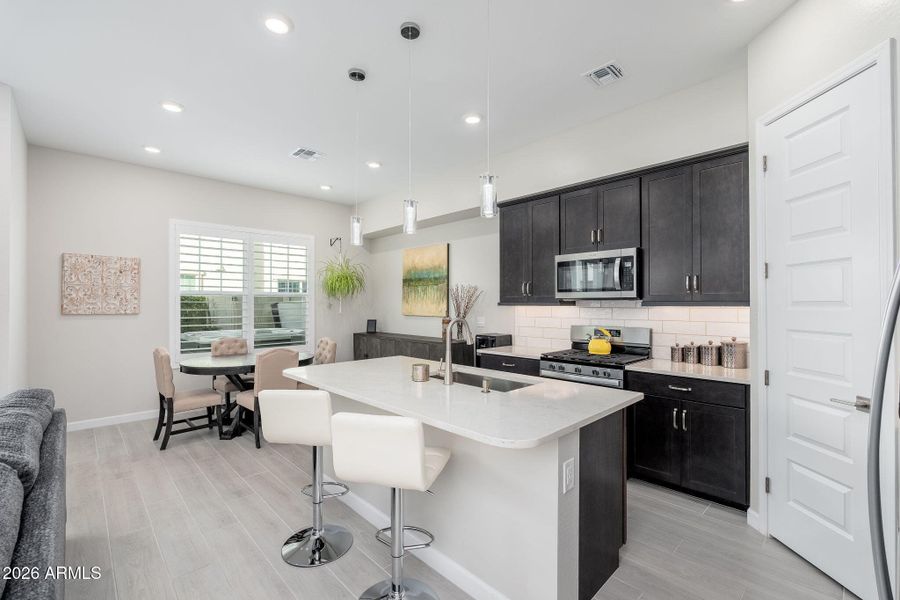 Spacious, light and bright