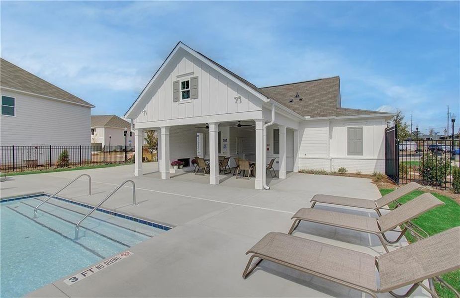 Community amenities in East Park Village, Kennesaw (Image 42).