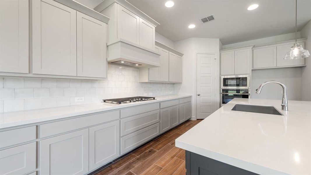 Furnished interior view inside a new home in Reunion 60'/70', Rhome (Image 11). Furnished interior view inside a new home in Reunion 60'/70', Rhome (Image 11).