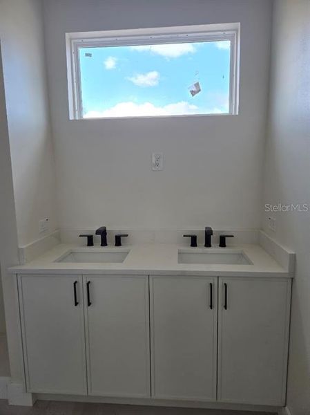 Image 8 of a home in . Image 8 of a home in .