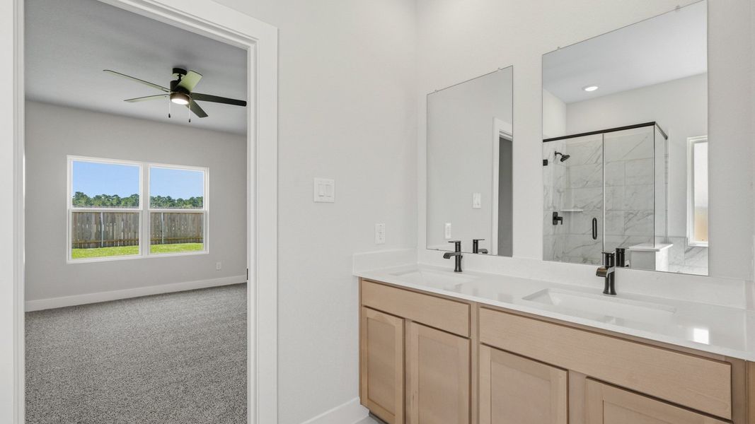 Furnished interior view inside a new home in Chapel Lakes, Montgomery (Image 10).