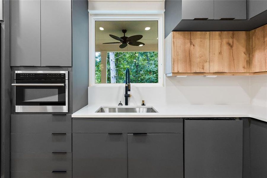 Close-up of interior finishes inside a home in , Ellijay (Image 19). Close-up of interior finishes inside a home in , Ellijay (Image 19).