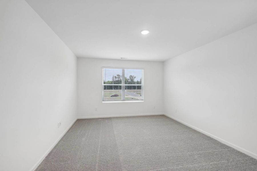 Representative unfurnished interior of a home built from the Celestial by Starlight Homes in Glenn Crossing, Durham (Image 17).