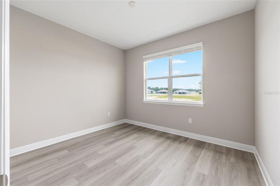 Spacious, unfurnished interior of a new home in , Ocala (Image 24).