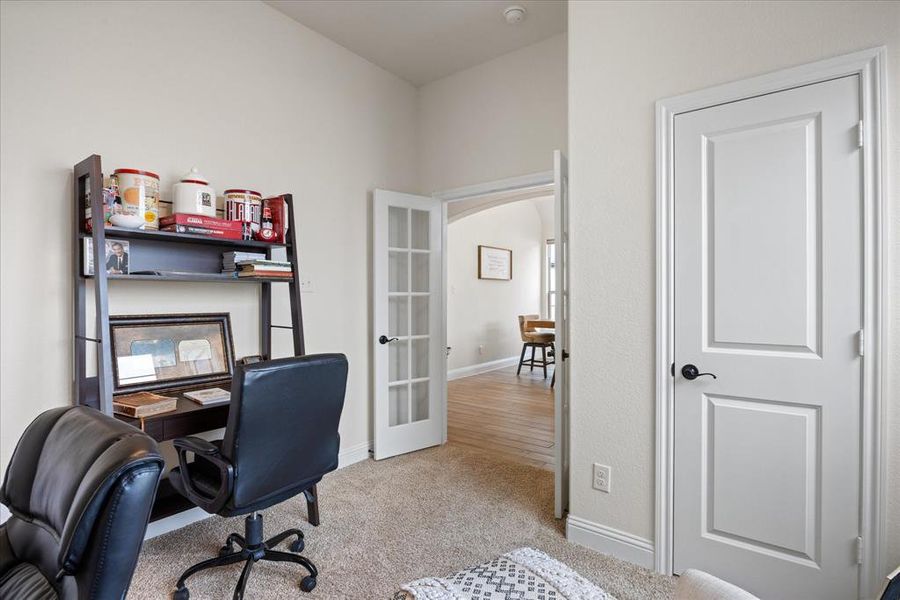 Furnished interior view inside a new home in Abe's Landing, Granbury (Image 25). Furnished interior view inside a new home in Abe's Landing, Granbury (Image 25).