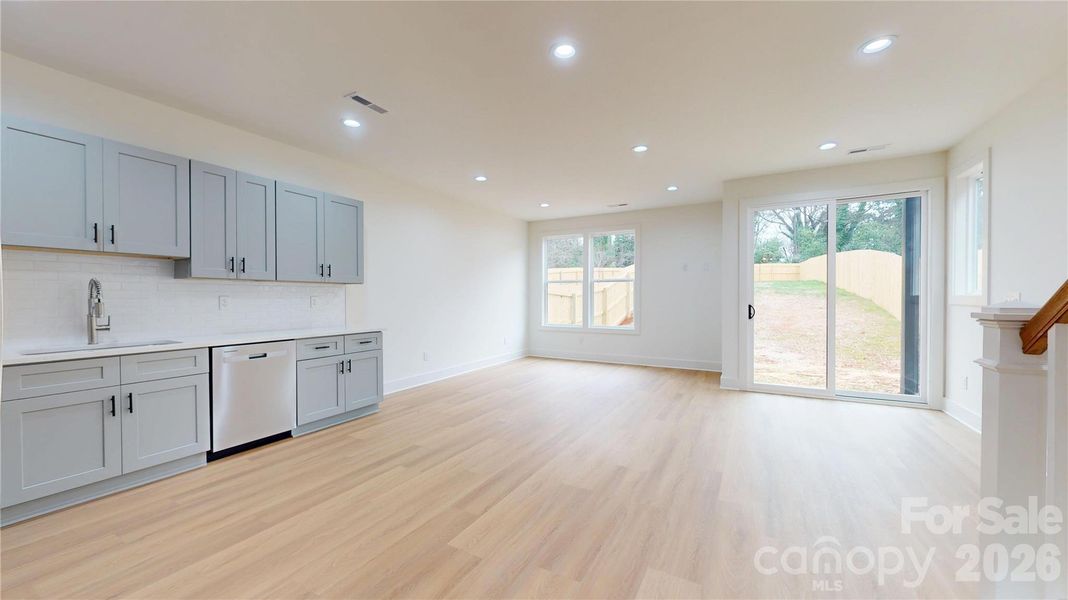 Spacious, unfurnished interior of a new home in , Charlotte (Image 11).