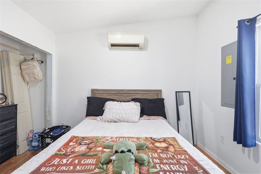 Furnished interior view inside a new home in , Dunnellon (Image 14).