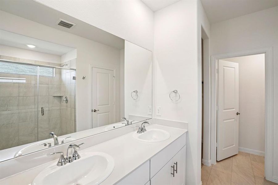 Photo is not of the actual home, but is an inspirational photo of builder’s model home and may depict options, furnishings, and/or decorator features that are not included. Photo is not of the actual home, but is an inspirational photo of builder’s model home and may depict options, furnishings, and/or decorator features that are not included.