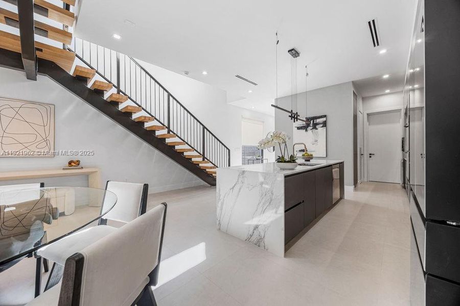 Furnished interior view inside a new home in , Fort Lauderdale (Image 38).