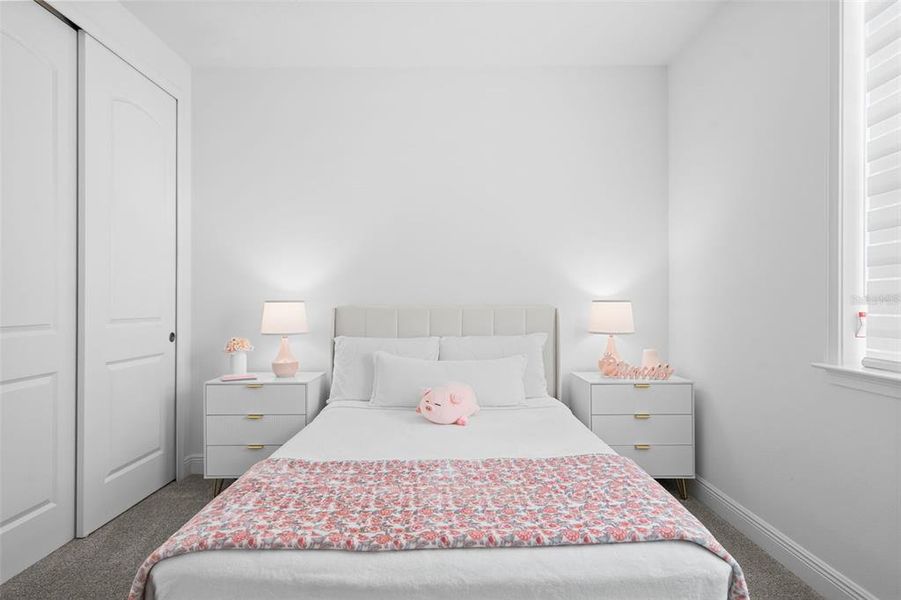 Furnished interior view inside a new home in , Orlando (Image 19).