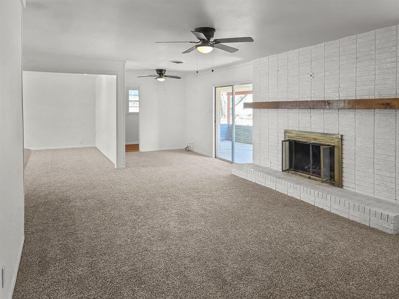 Spacious, unfurnished interior of a new home in , Brownwood (Image 10).