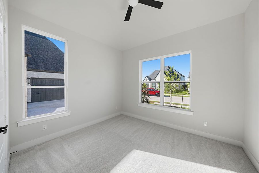 Spacious, unfurnished interior of a new home in Quail Hollow, Rockwall (Image 18).