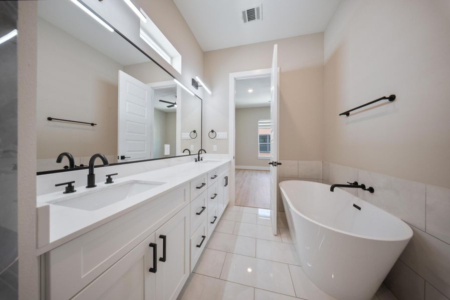 Furnished interior view inside a new home in Griggs Landing, Houston (Image 10).