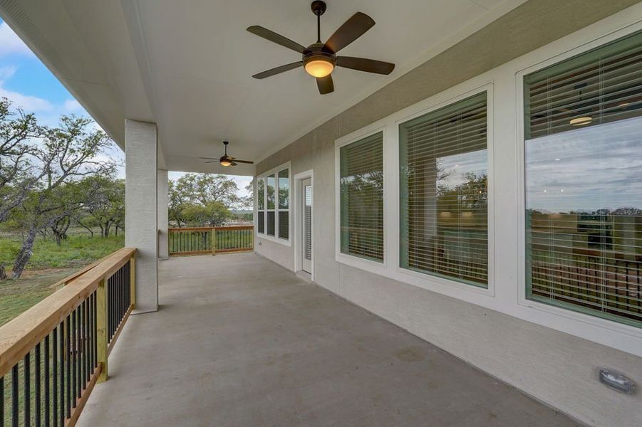 The Livingston - Covered Porch The Livingston - Covered Porch