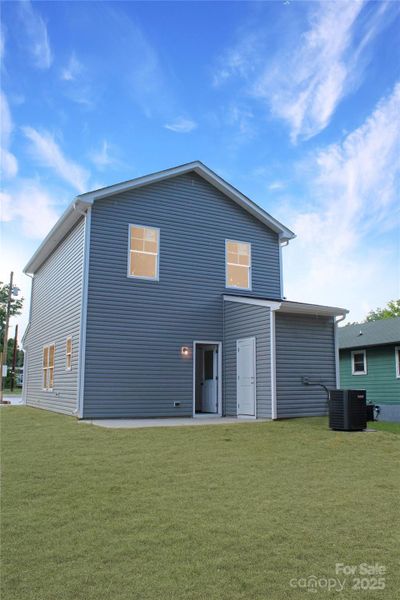 House Back House Back