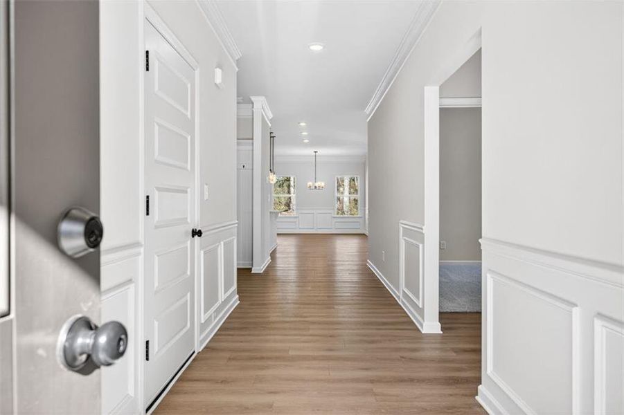 Spacious, unfurnished interior of a new home in Allen Manor, Hoschton (Image 36).