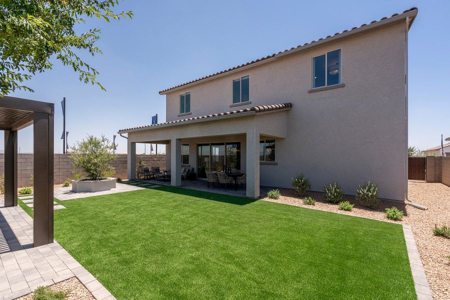 Representative exterior details of a home built from the Wrightson by Risewell Homes in Wildera, San Tan Valley (Image 3).