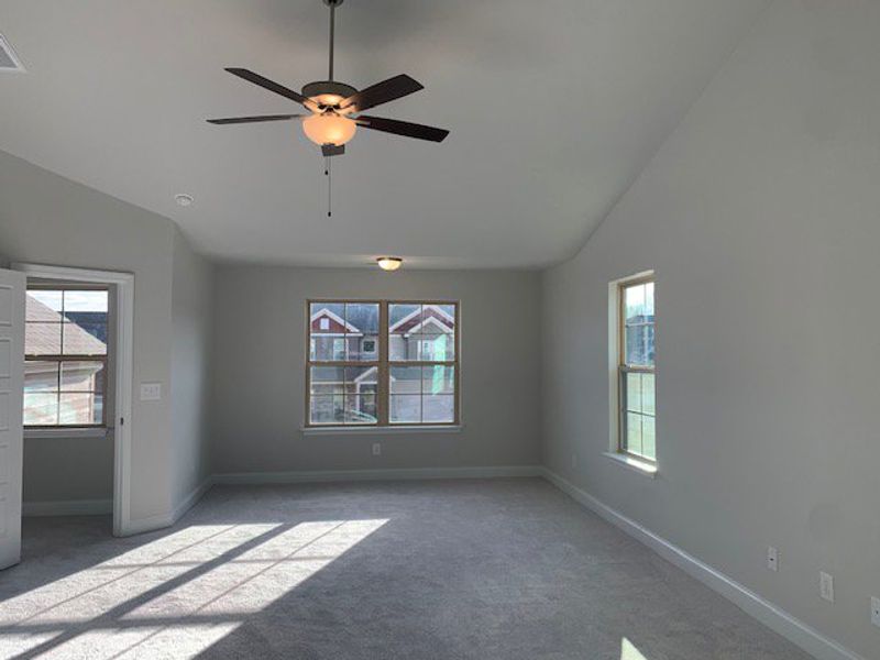 Spacious, unfurnished interior of a new home in Royal Pines, Trinity (Image 21).