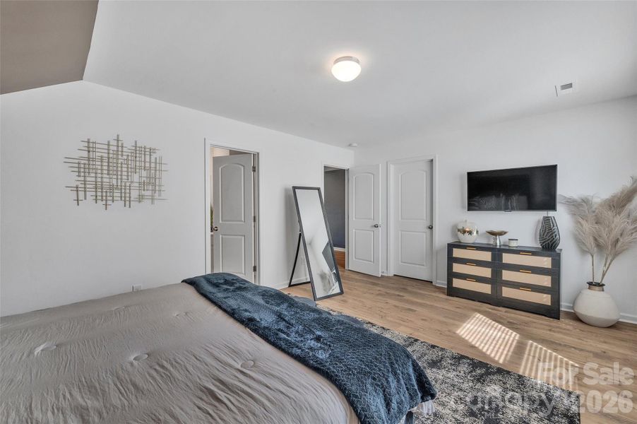 Furnished interior view inside a new home in , Monroe (Image 9).