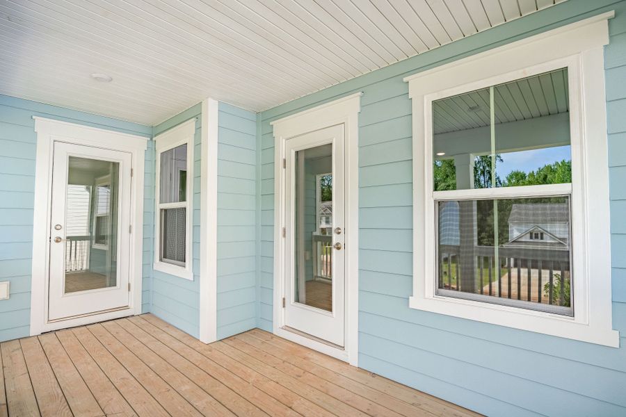 Exterior details and patio area of a home in Carriage Estates, Lexington (Image 31).
