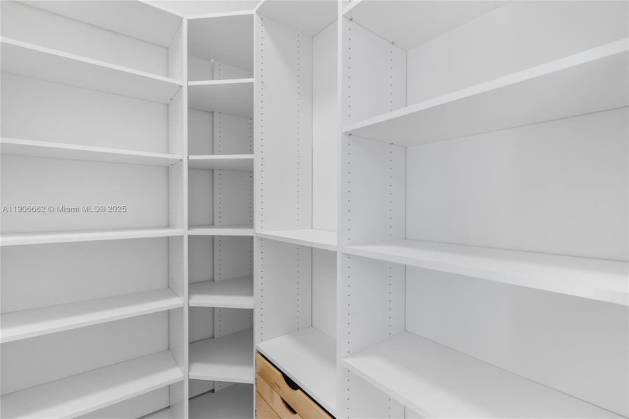 Image 24 of a home in .