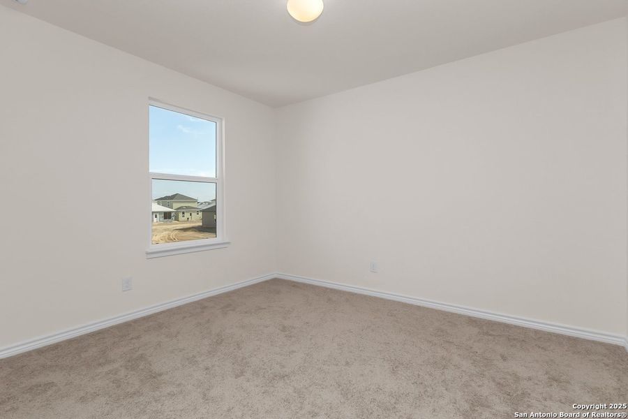 Spacious, unfurnished interior of a new home in Medina Crossing, Von Ormy (Image 13).
