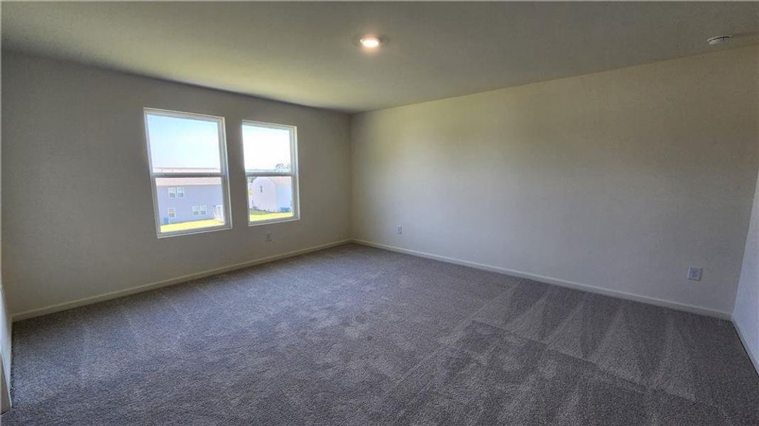 Spacious, unfurnished interior of a new home in Casteel, Bethlehem (Image 14).