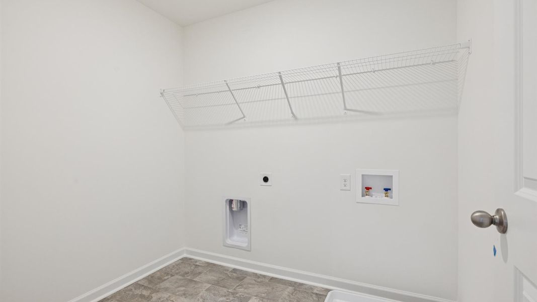 Spacious, unfurnished interior of a new home in Whispering Springs, Maryville (Image 27). Spacious, unfurnished interior of a new home in Whispering Springs, Maryville (Image 27).