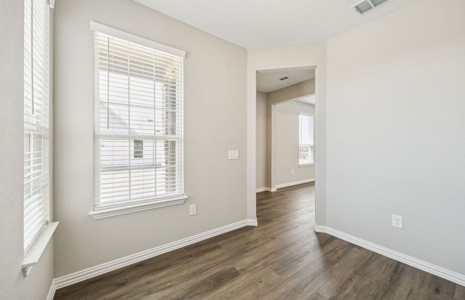 Spacious, unfurnished interior of a new home in Del Webb at Legacy Hills, Celina (Image 21).