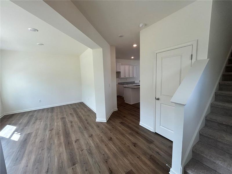 Spacious, unfurnished interior of a new home in Old Salem Crossing, Conyers (Image 9).
